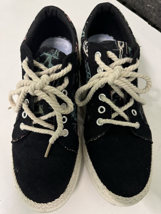 обувки н.41,5  нови!!!