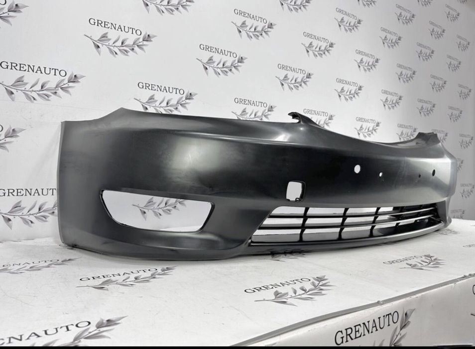 Передний бампер Камри 35 Европеец