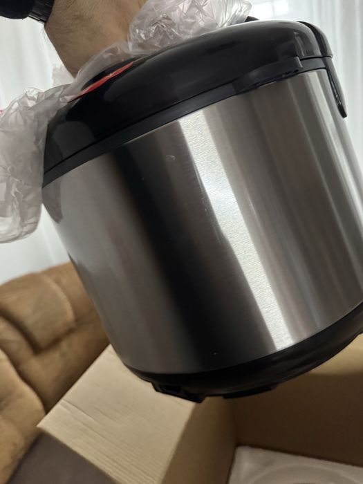 Мултикукър 18в1 5 л