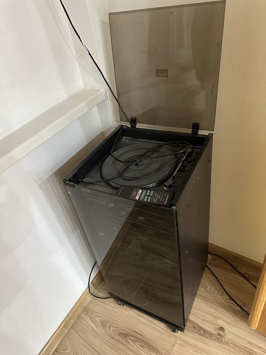 Продается ретро музыкальный центр AMSTRAD 80-90х годов