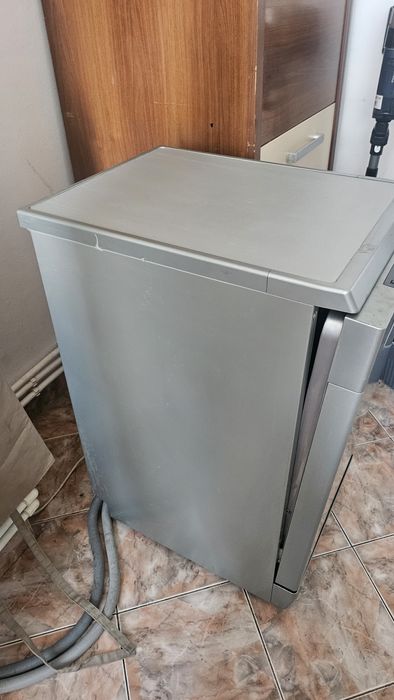 Mașină de spălat vase Hansa 45 cm (Slim), Inox, 3 coșuri (MaxiSpace)