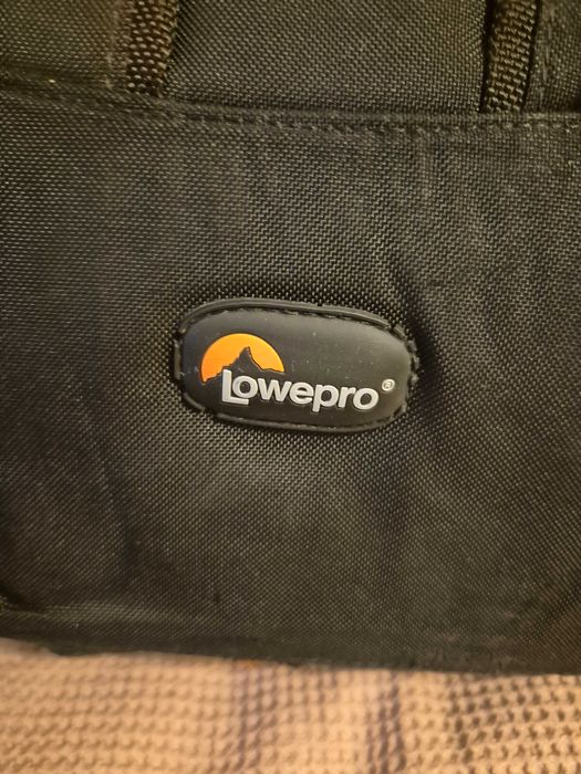 Голяма фото раница Lowepro Compuprimus с размер 56/42/26