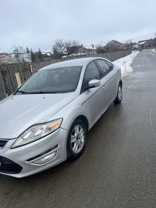 Ford mondeo 2011 2.0 diesel 6 trepte masina nu are nici o problema