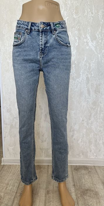 Джинсы женские 42 размер