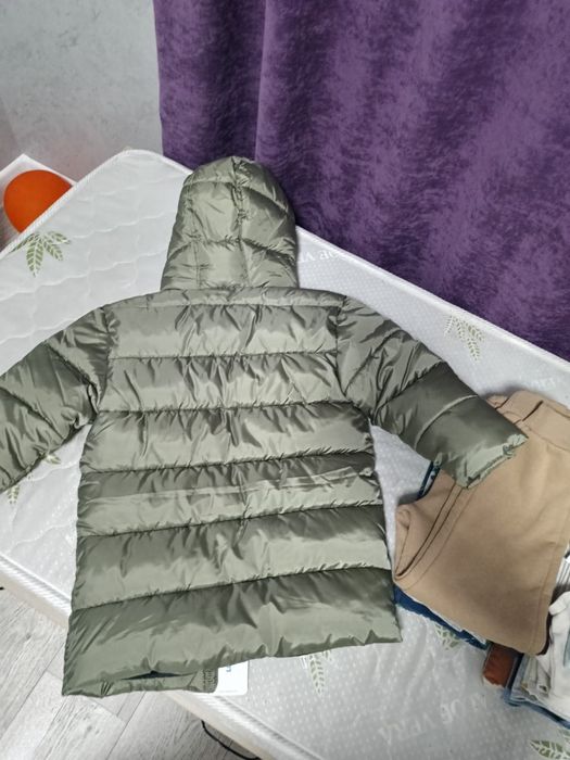 Продам новую куртку.