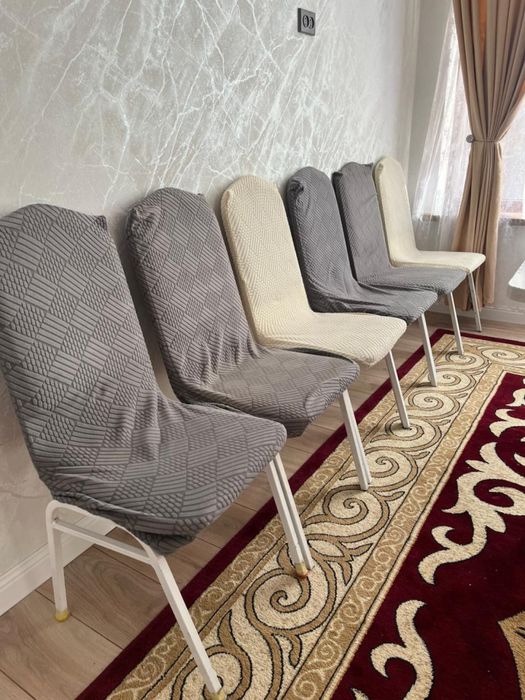 Стол,стулья кухонная