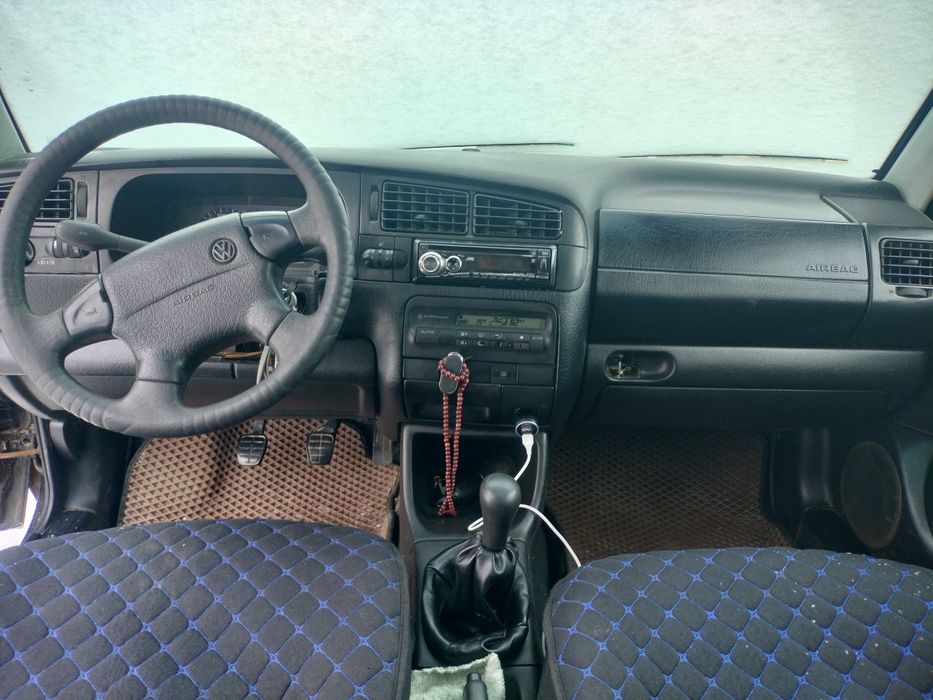 Продам гольфа 850