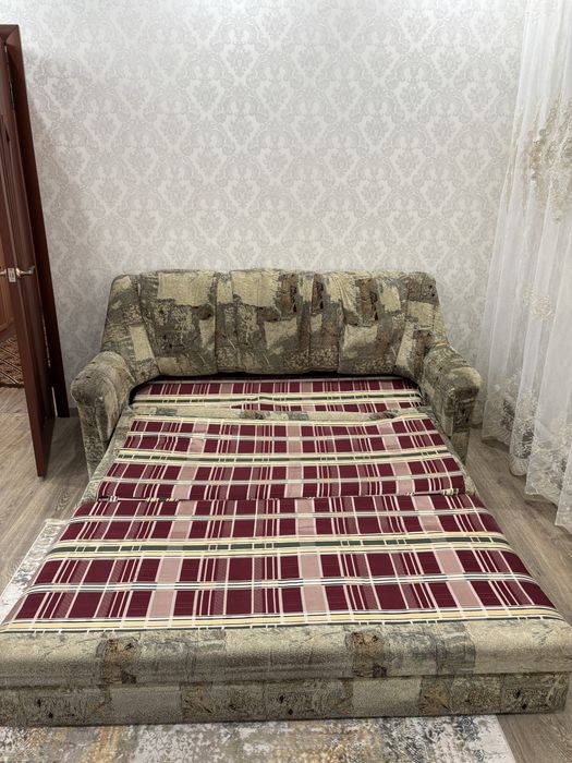 Продам диван б/у