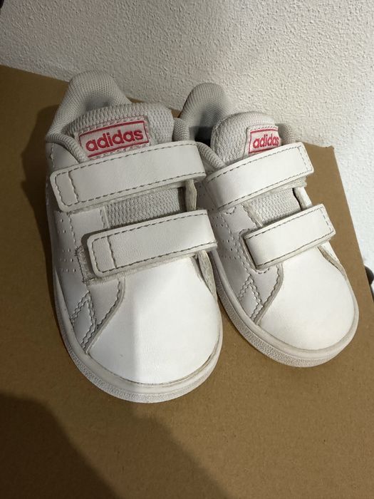 Adidasi adidas fetite