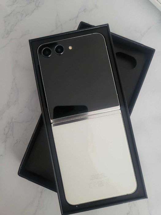 Galaxy z flip 5 с гаранция