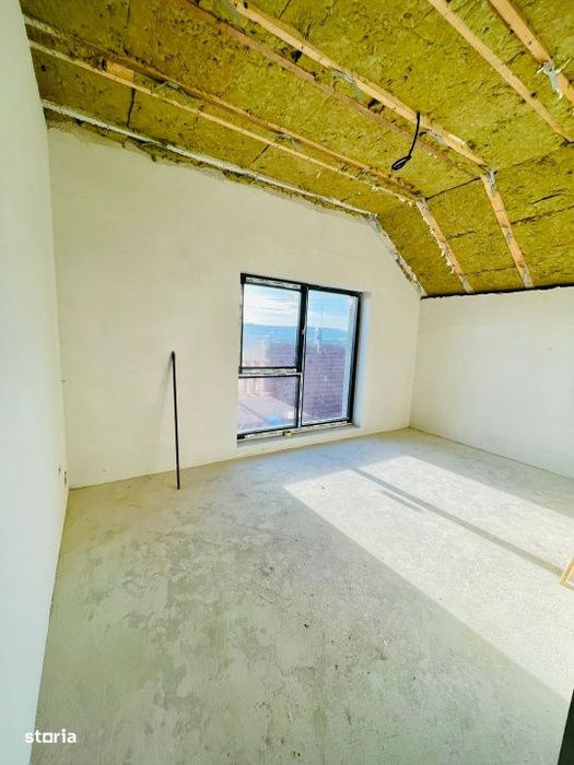Duplex cu arhitectura deosebita si panorama spre oras | Dambul Rotund