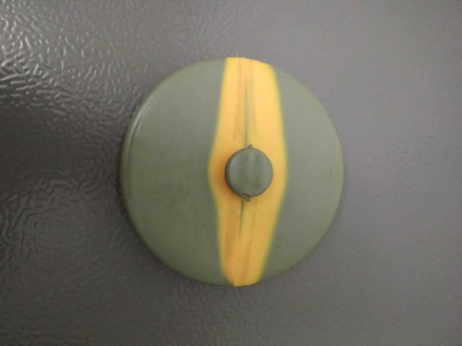 Чайник, пластмассовый. Для дома, дачи, разных целей.