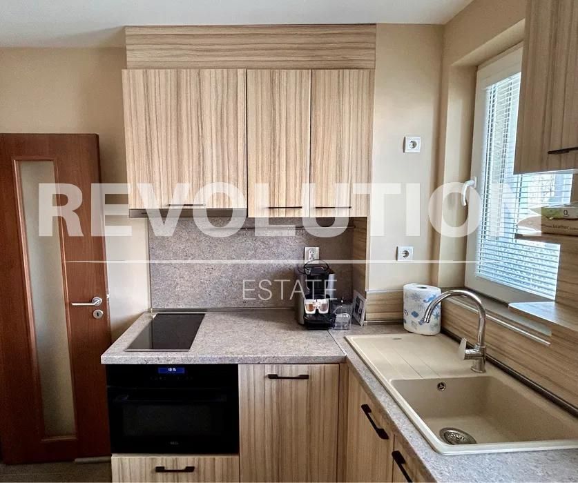 Дава се под наем Двустаен апартамент в Варна, Зимно кино Тракия - 55 кв.м за 450 € - Снимка #1