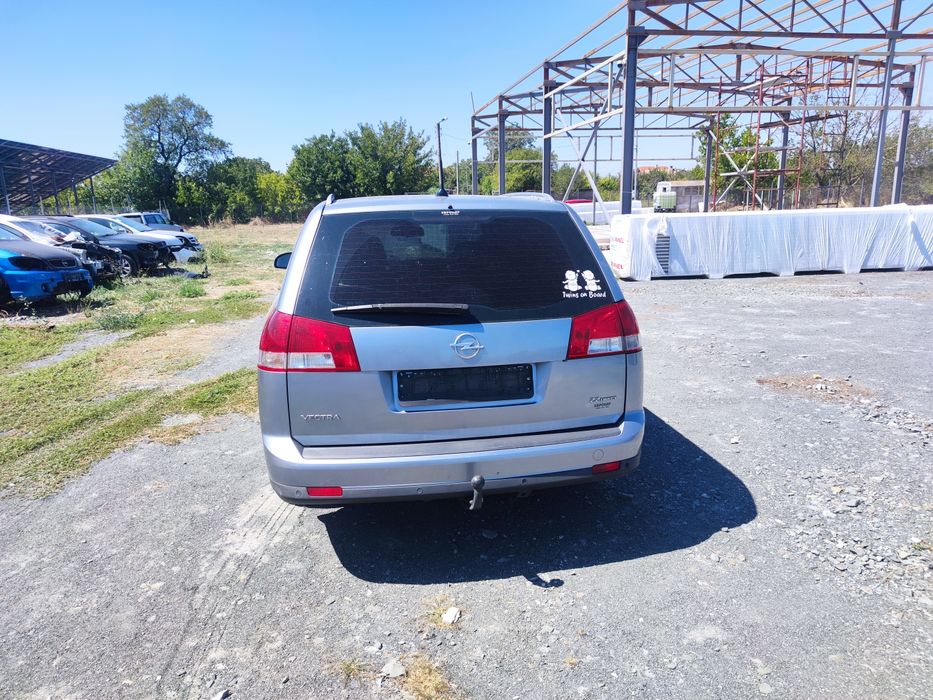 Опел Вектра Ц 2.2 155к.с директ комби НА ЧАСТИ / Opel Vectra C 2.2 155