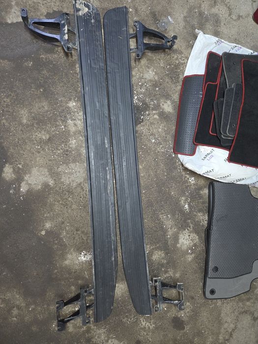 Продам поножку на рендж ровер