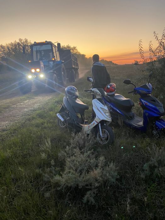 Продам скутер 50куб