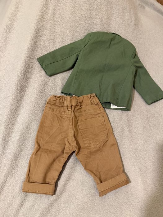 Официален костюм за бебе