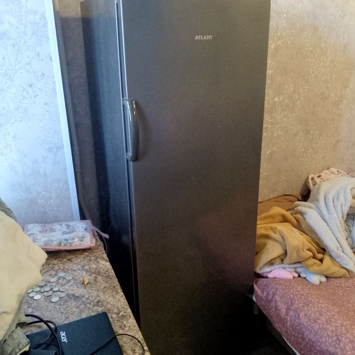 Продам морозилку срочно