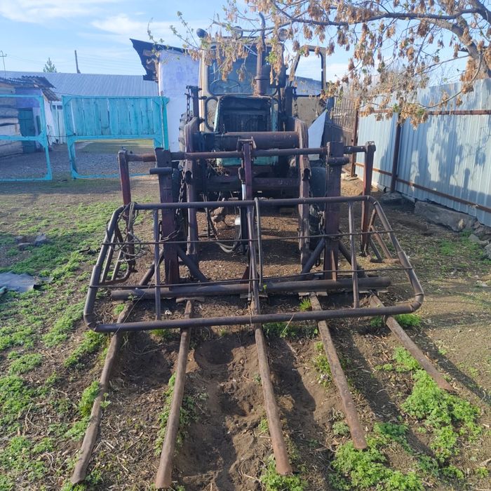 Продаётся трактор