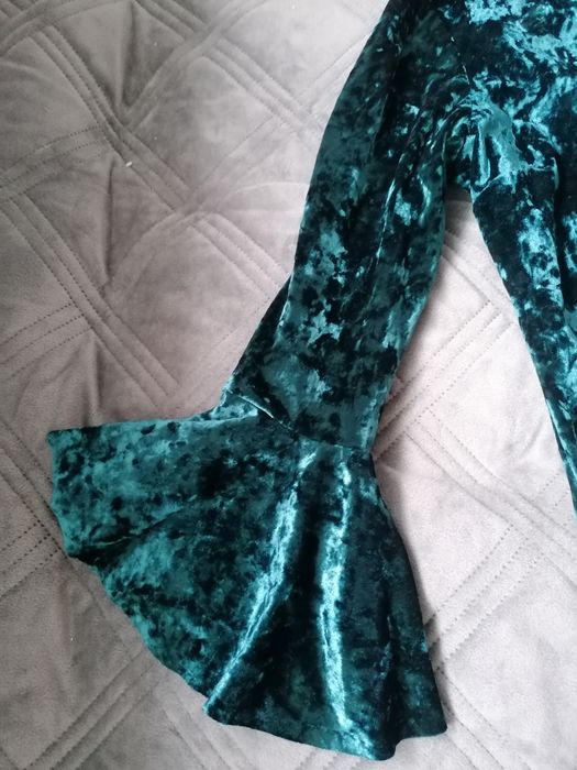 Rochie catifea scurta mărimea 36