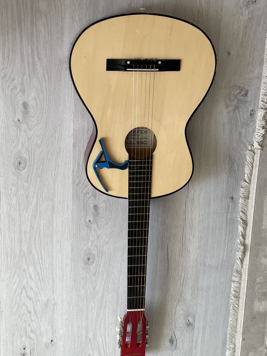 Гитара сатылады!!