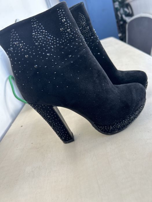 Продам ботильоны