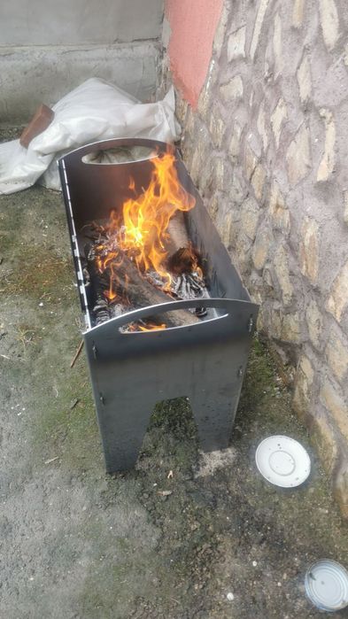 Преносимо и разглобяемо барбекю