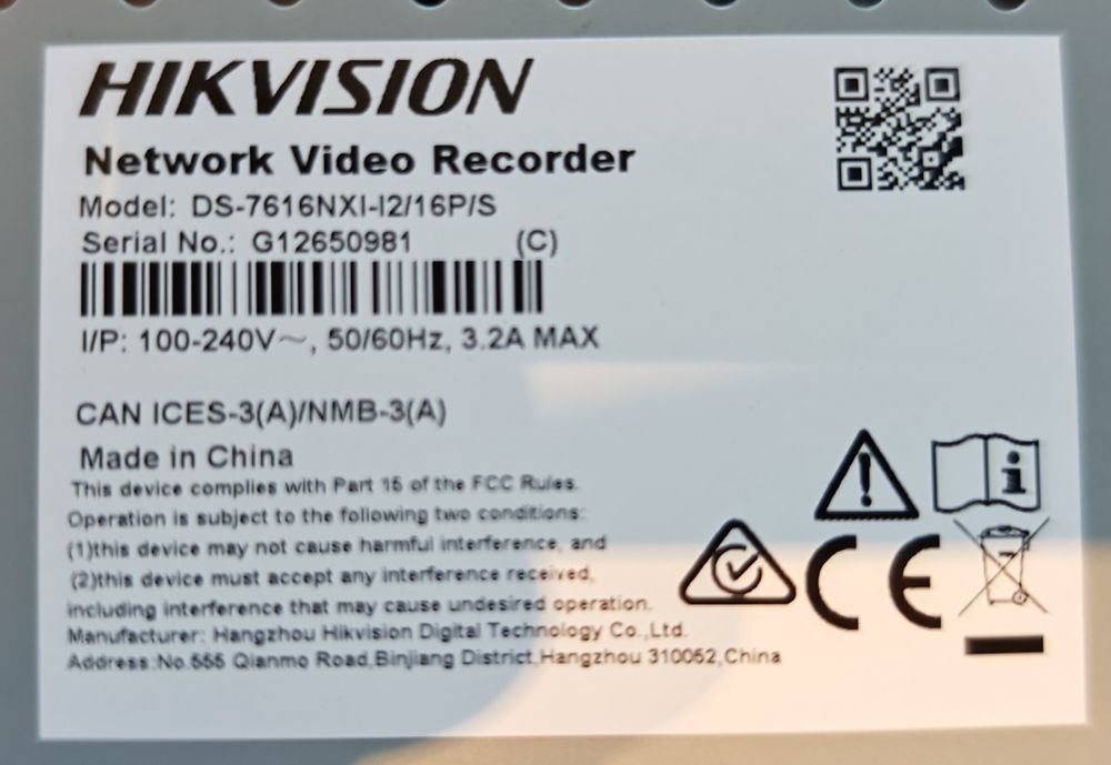 6 camere Hikvision DS-2CD2087G2-LU + 1 camera Hikvision DS-2SE4C425MWG-E + 1 NVR Hikvision DS-7616NXI-I2/16/P/S + 1 switch HP ARUBA INSTANT-ON JL683A