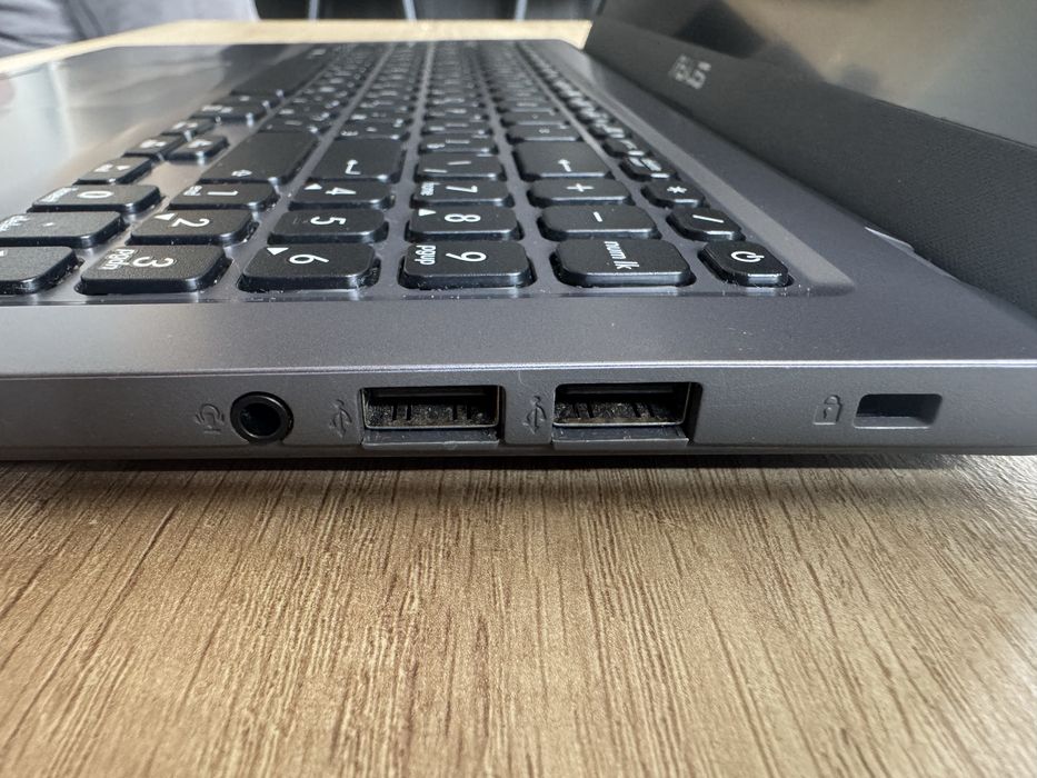 Ноутбук Asus Vivobook 15
