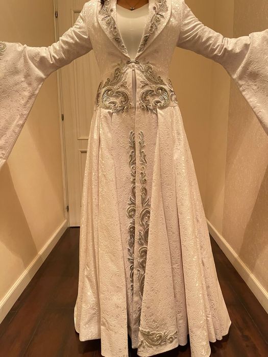 Продам свадебное платье