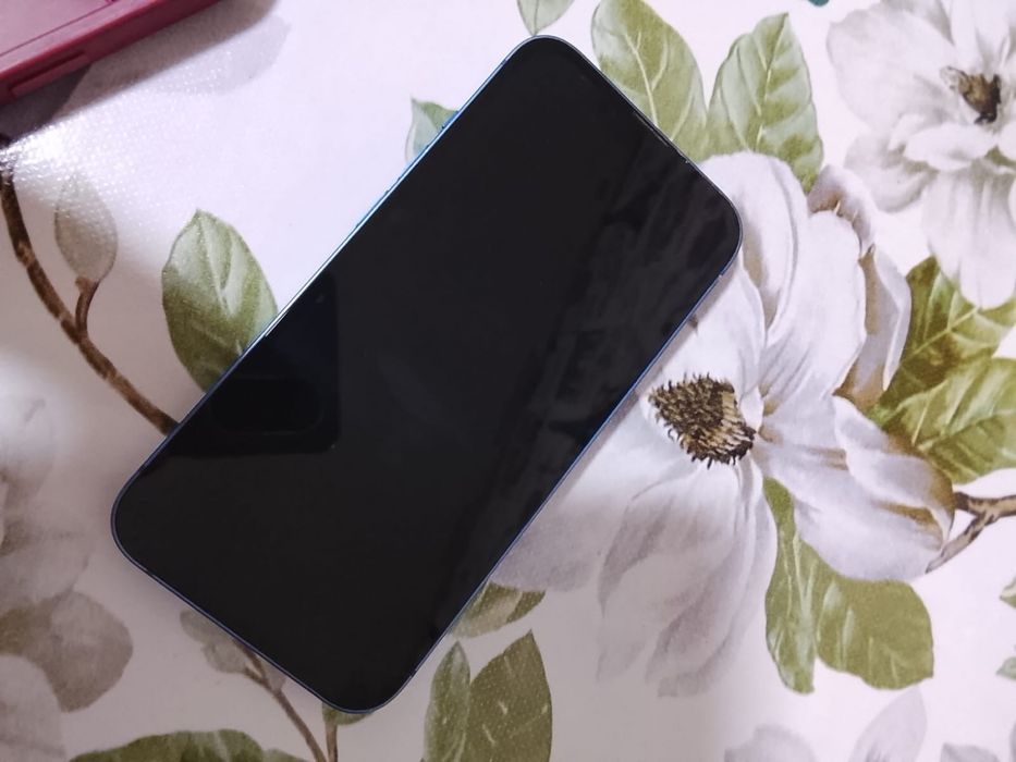 Айфон 13 на 256гбт