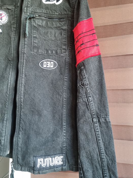 Деним яке с кожени елементи