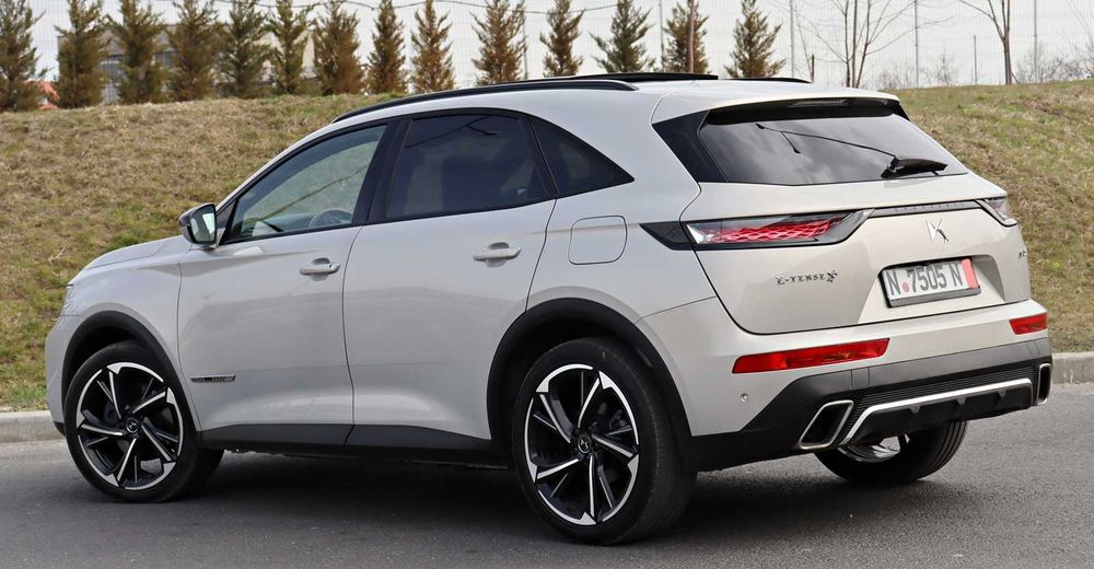 DS 7 Crossback / 2021 / Louvre/ 300 CP/ 4X4 / Ventilatie/Memorii/Masaj