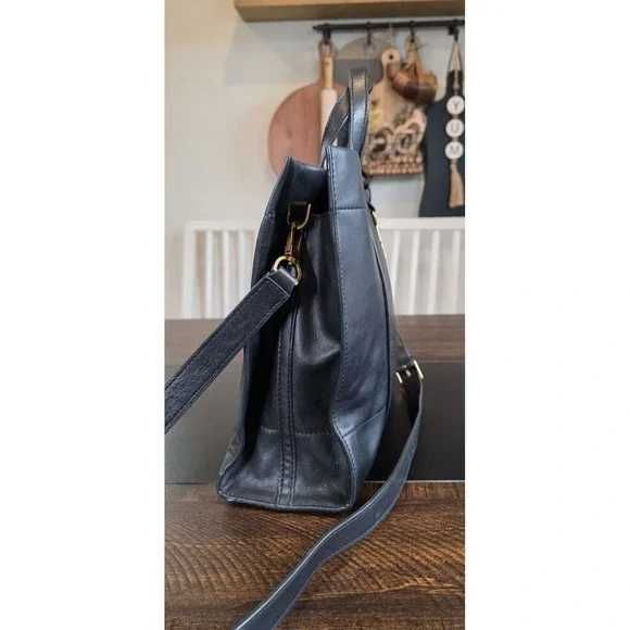 Fossil оригинална дамска чанта от естествена кожа