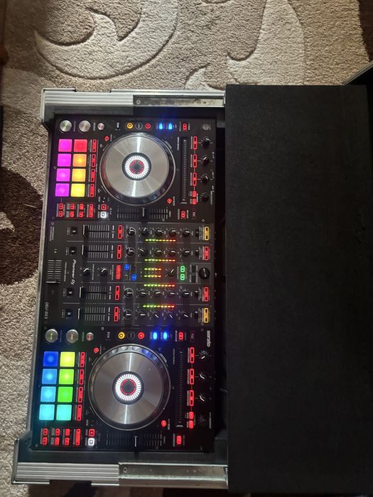 Vand consola DJ - Pioneer DDJ SX3 + Flightcase