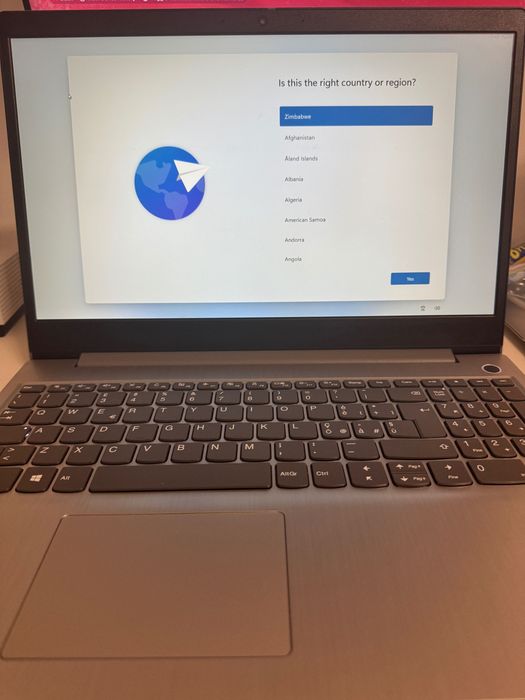 Laptop Lenovo IdeaPad3 15IML05 2022