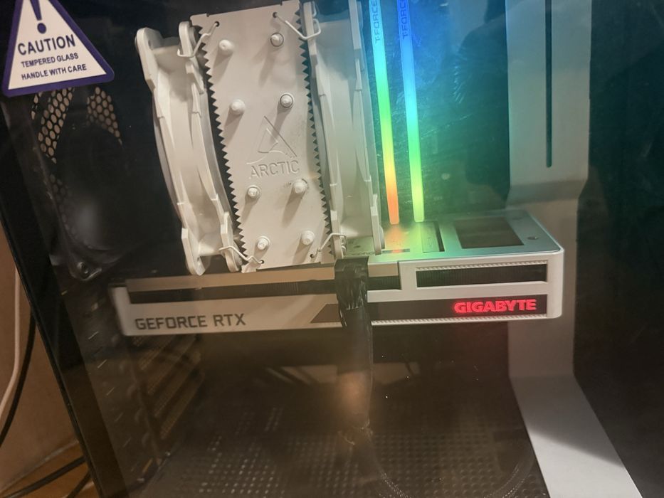 Геймърски Компютър RTX 3060/ i5-11th Gen