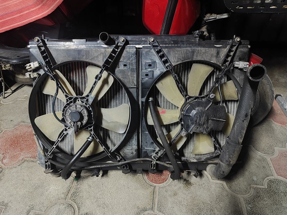 Радиатор от КАМРИ 20