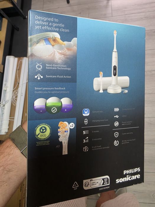 Philips Sonicare HX8312/14 - with Intelligent Pressure Control and 15