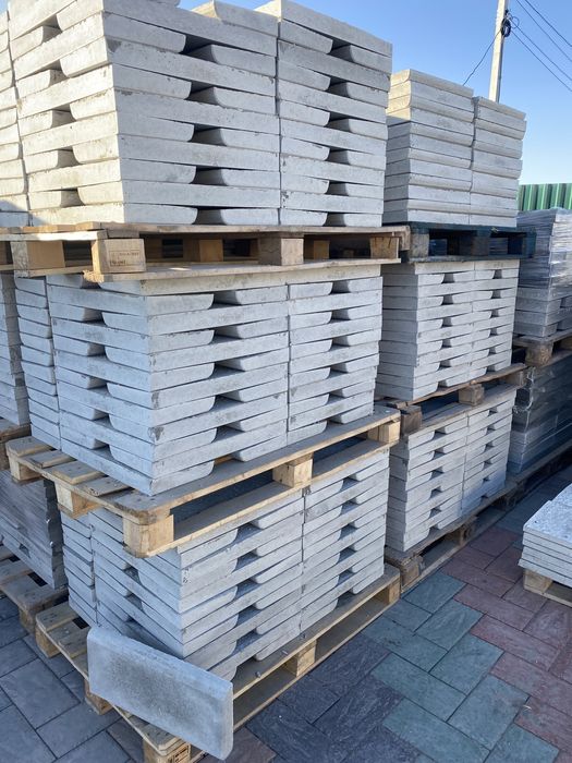 Поребрик,бордюр