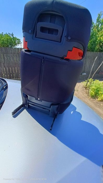 Scaun auto pentru copii: Lionelo Hugo