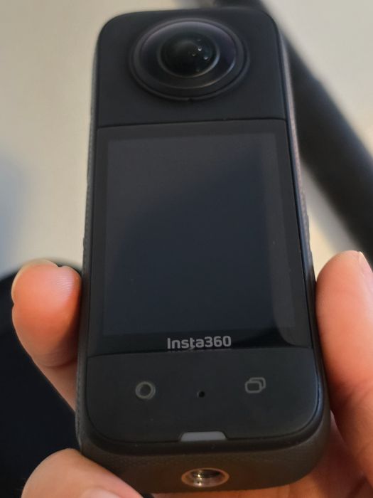 Insta 360 X3 camera video