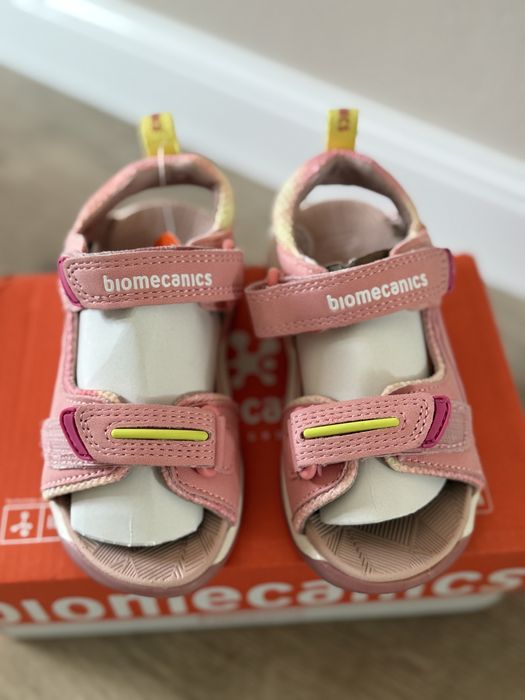 Сандалии  Biomecanics
