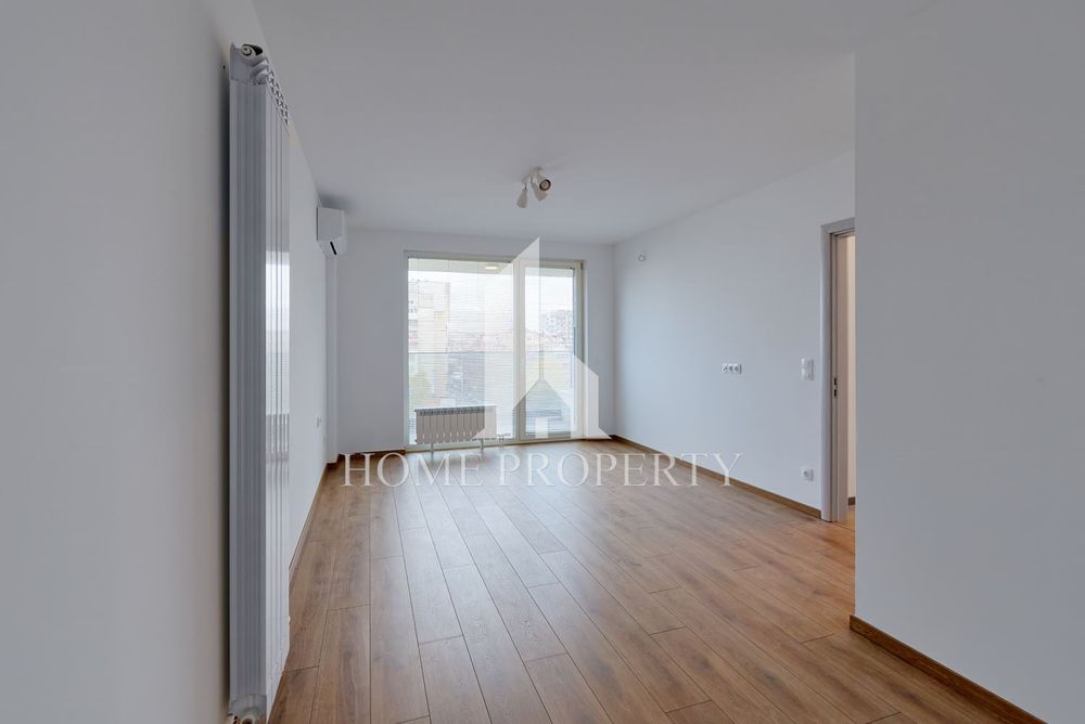 Дава се под наем Четиристаен апартамент в София, Красно село - 130 кв.м за 1200 € - Снимка #11