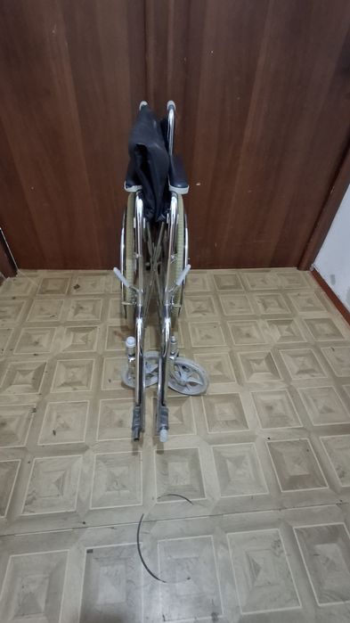 Инвалидная коляска