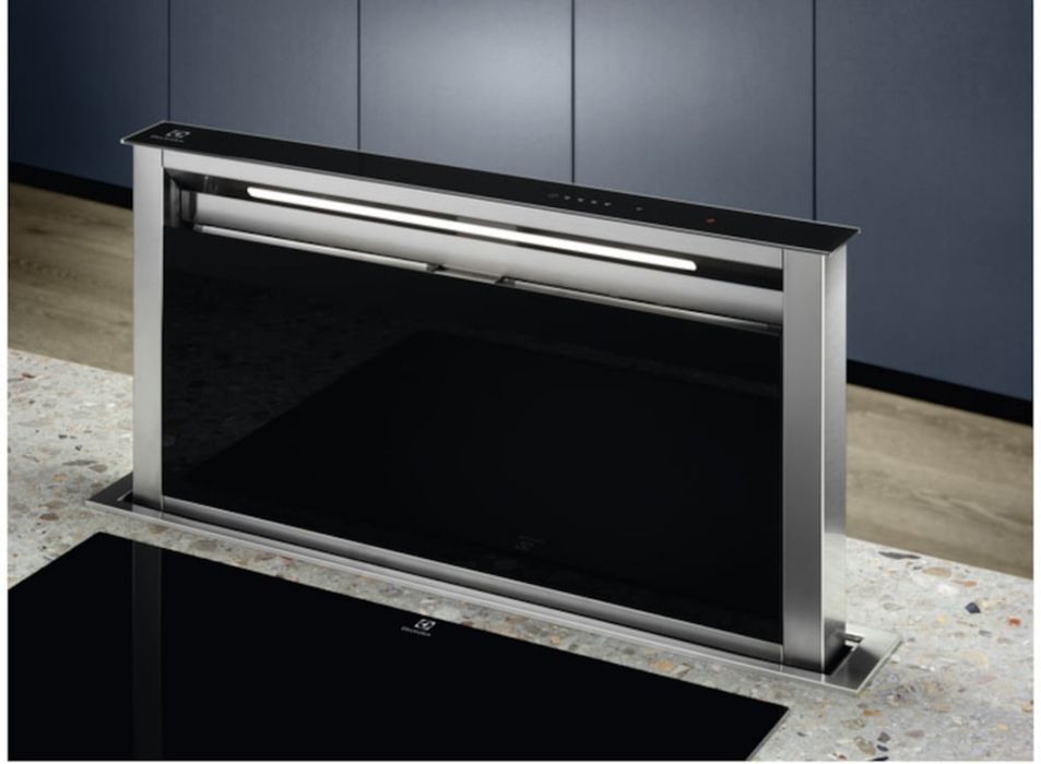 Hota incorporabila Electrolux LFD619Y, Putere de absorbtie 700 m3/h, 1 motor, Clasa A, Breeze, 90 cm, Negru