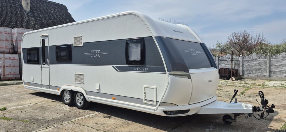 Hobby 645 VIP 2015 pentru 5-6 persoane