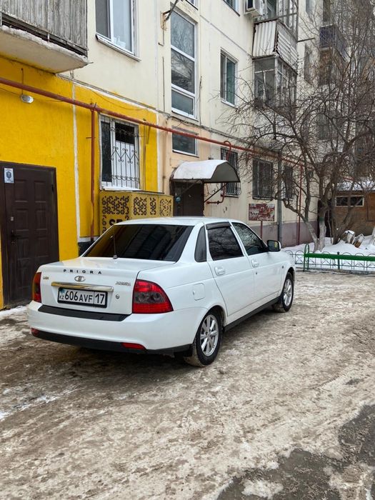 Продам приора 2.