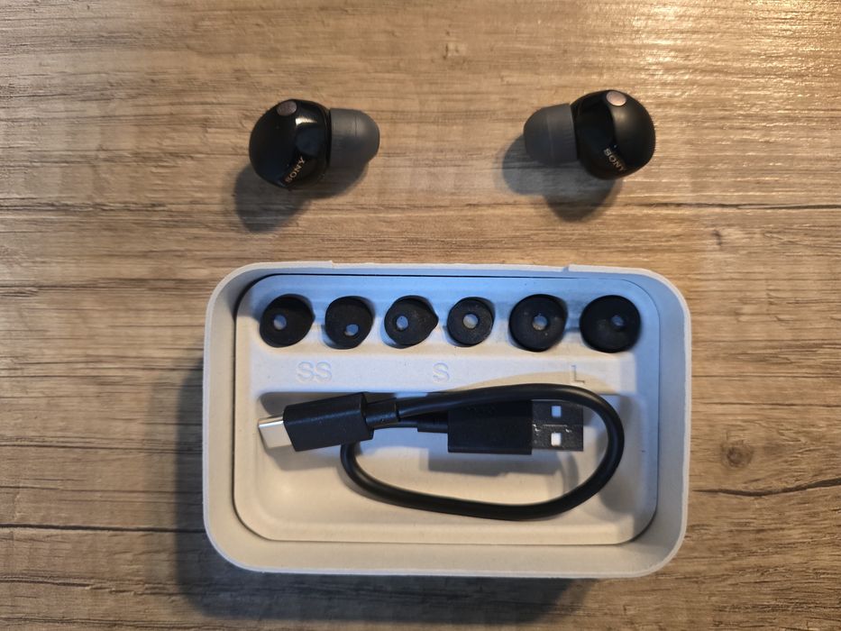 SONY WF1000XM5 без кейс