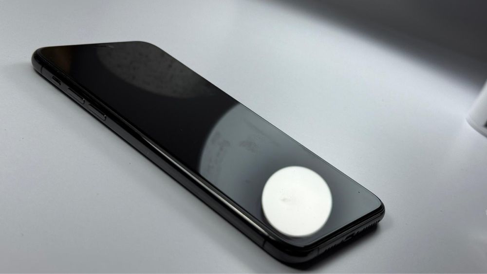 iPhone 11 Pro Max Space Gray, 64 GB , 84% baterie, in stare perfecta